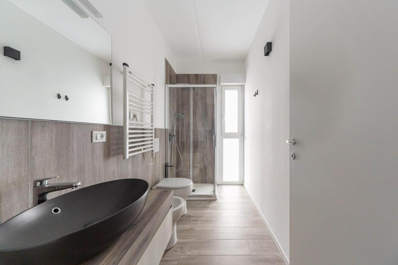 Comfy Apt With Private Parking & Balcony Milaan Buitenkant foto